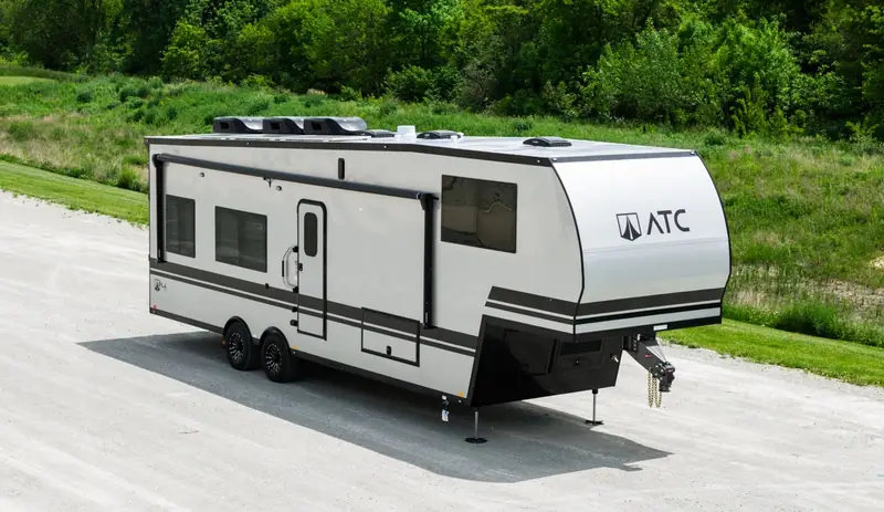 ATC Plā 650 Lightweight Fifth Wheel