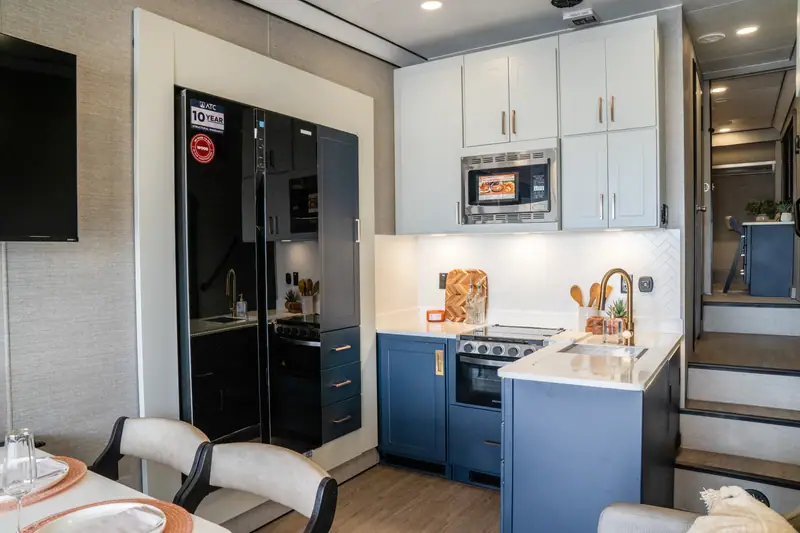 ATC Plā 650 Lightweight Fifth Wheel, official photo 4