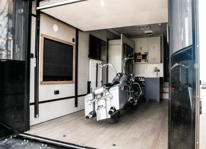 ATC Plā 650 Lightweight Fifth Wheel, official photo 6