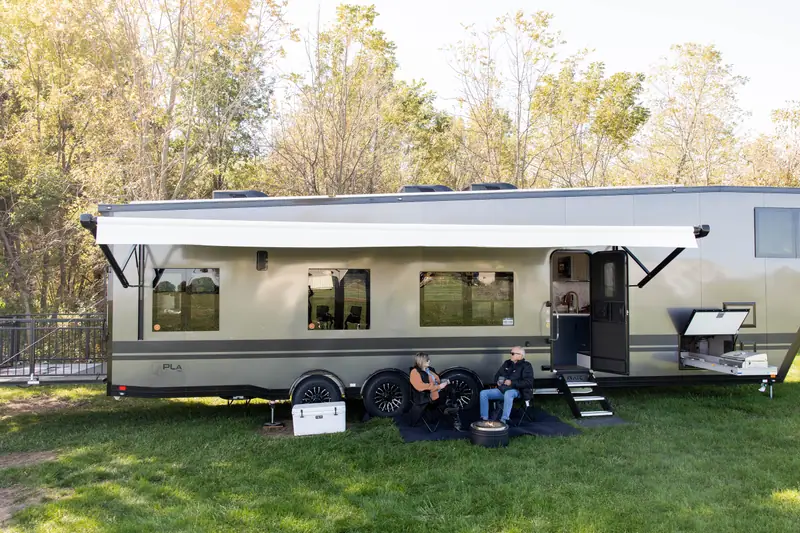 ATC Plā 750 Fifth Wheel, official photo 3