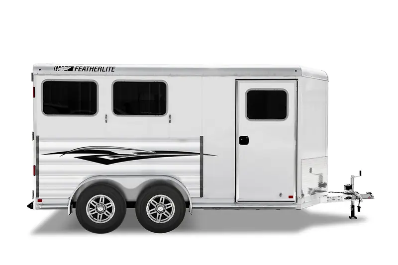 Featherlite Model 9400, official photo 2