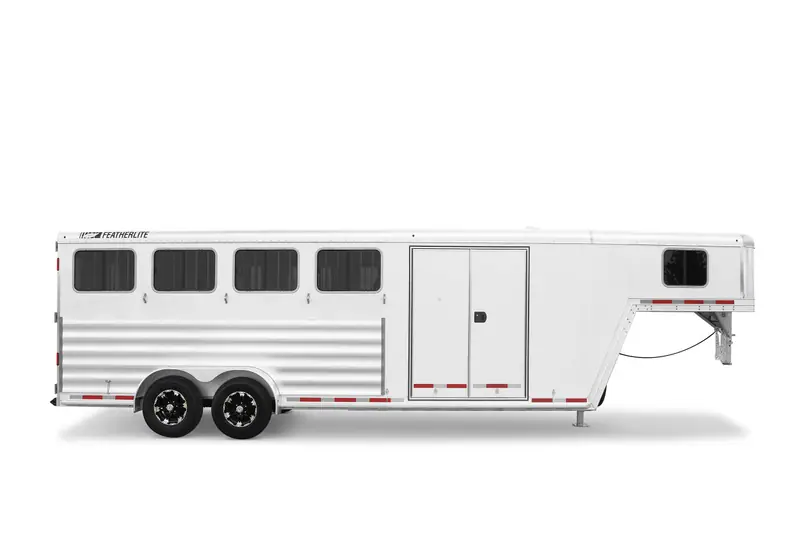 Featherlite Model 9600 Premier Tack, official photo 2