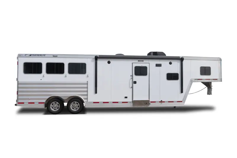 Featherlite Model 9808, official photo 2